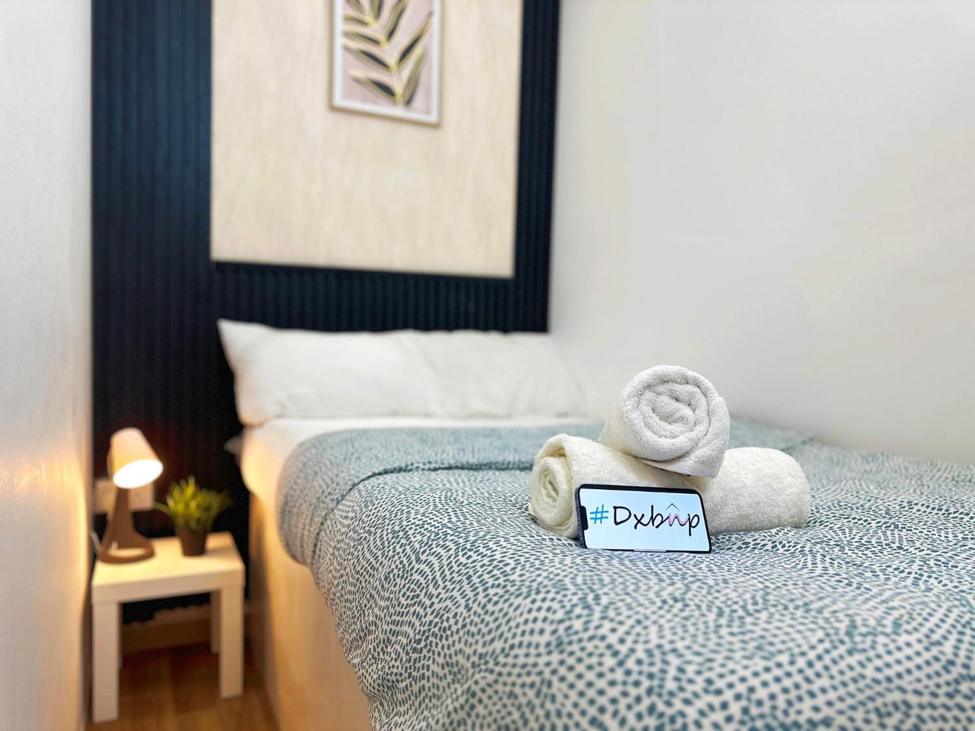 Nomad Partition Room In Barsha Heights 3 Mins To Icm Metro Дубай Екстериор снимка