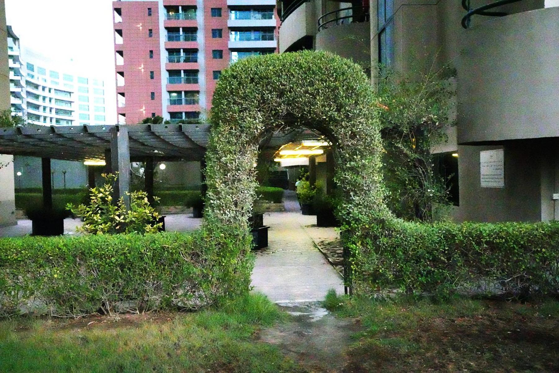 Nomad Partition Room In Barsha Heights 3 Mins To Icm Metro Дубай Екстериор снимка